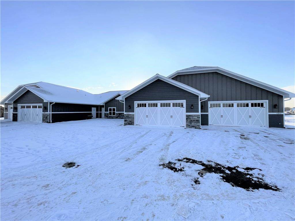 1366 Cypress Court - Photo 1