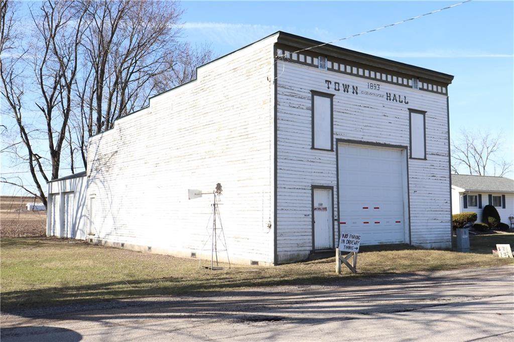 137 4th Street - Photo 1