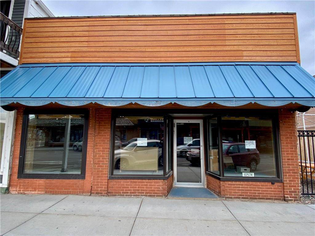 10574 Main Street - Photo 1
