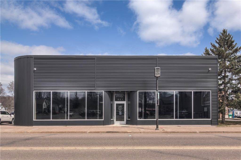 521 Bridge Street - Photo 1