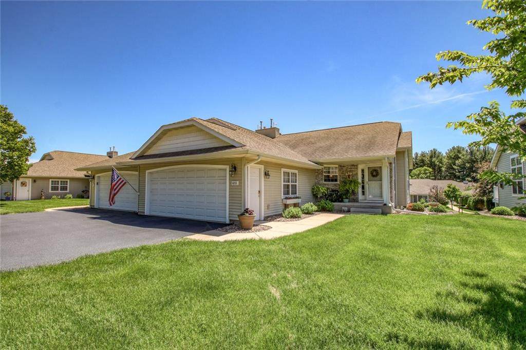 4221 Hamilton Avenue - Photo 1