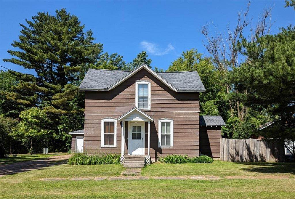 408 10th Street - Photo 1