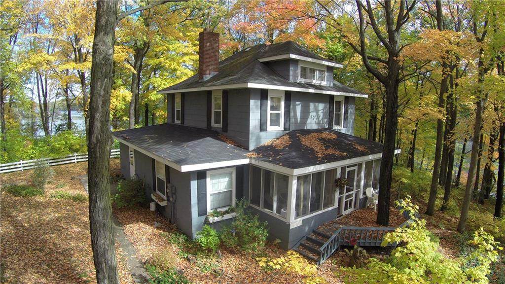 909 Colan Boulevard - Photo 1