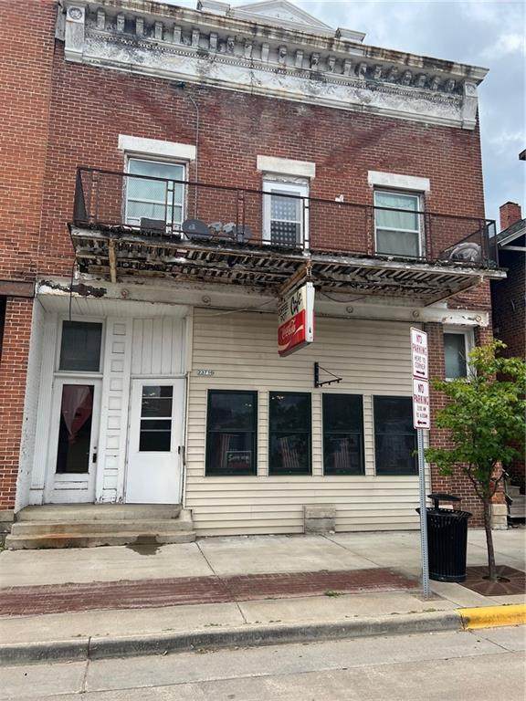 23716 Washington St - Photo 1