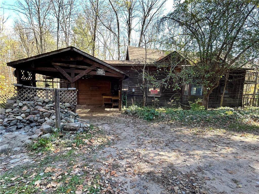 W 2547-2551 Rockford Road - Photo 1