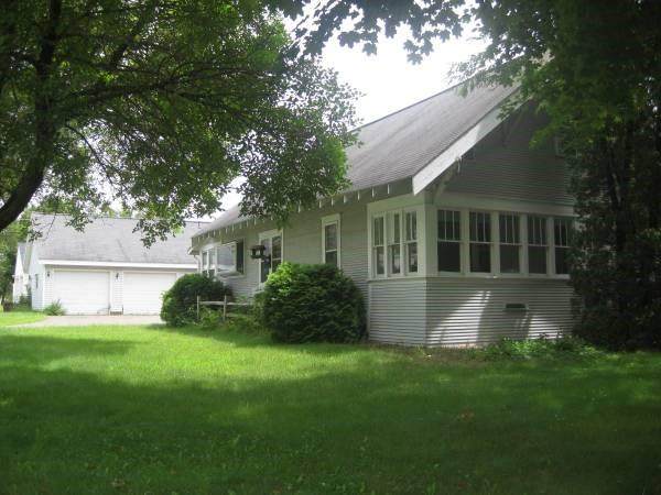1802 6th Street - Photo 1