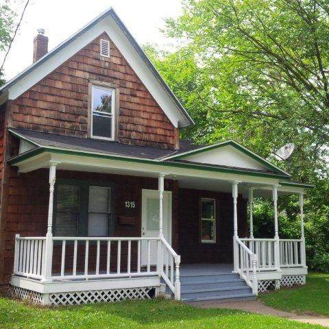 1315 6th Street - Photo 1