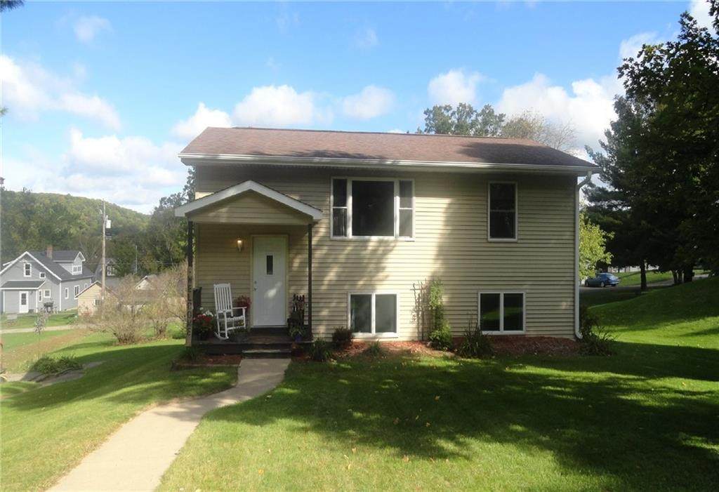 220 Winter Avenue - Photo 1