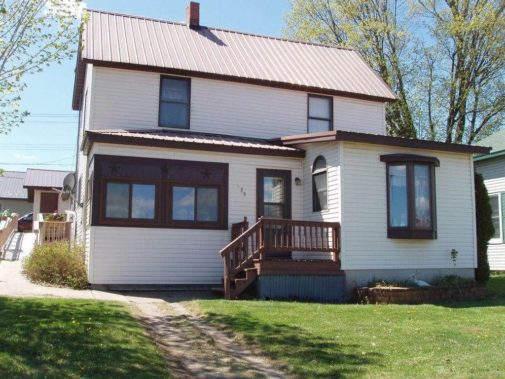 235 4th Ave N - Photo 1