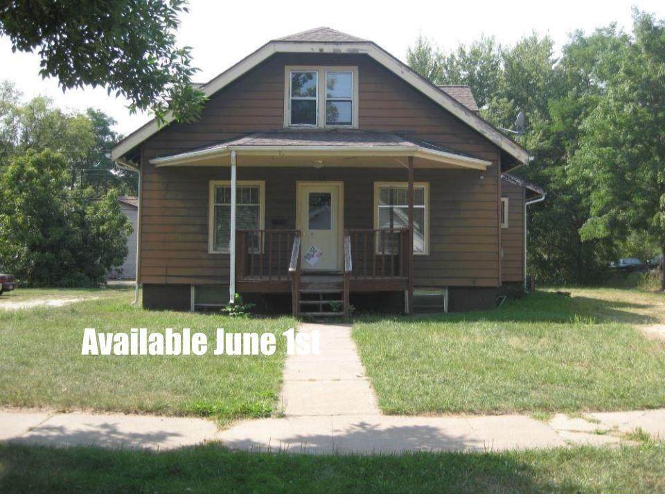 1609 6 Street - Photo 1