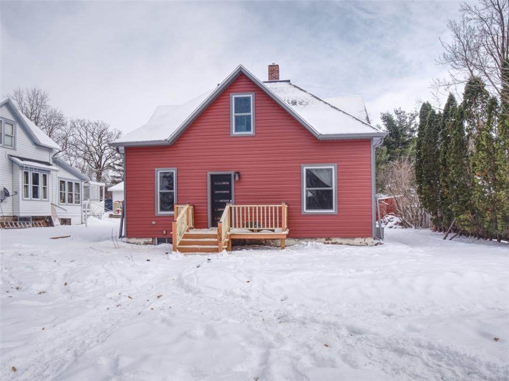 706 Pine Street - Photo 1