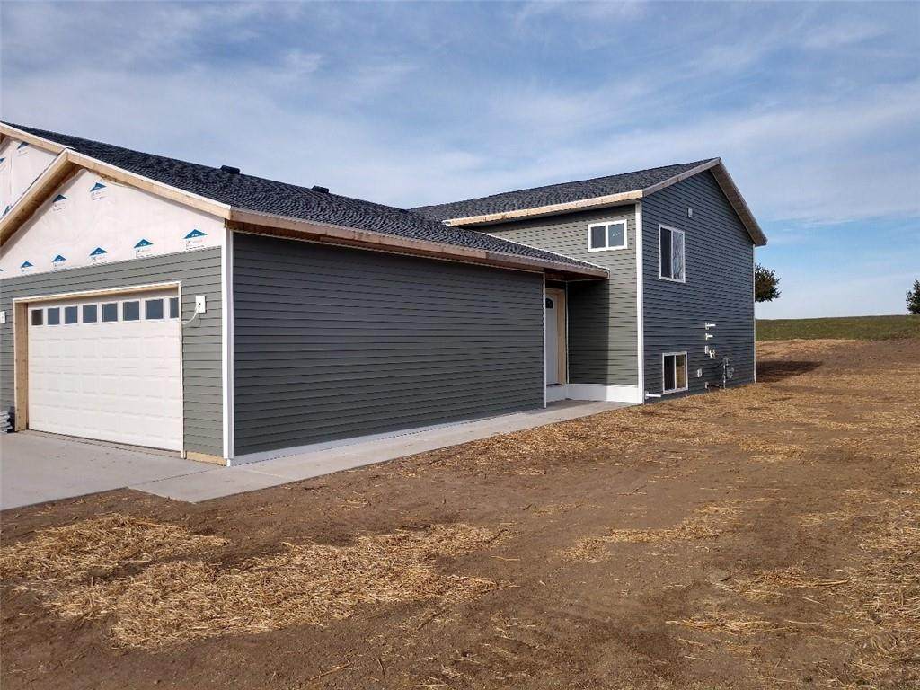 2207 2nd Avenue - Photo 1