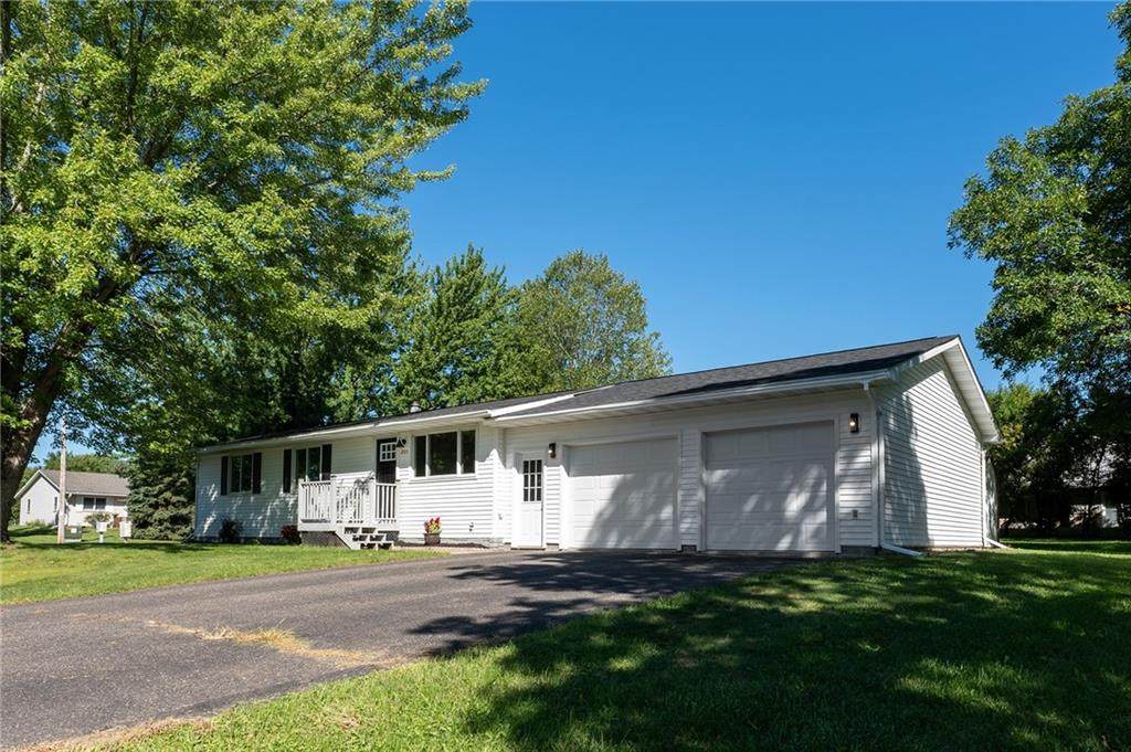 301 Spruce Drive - Photo 1
