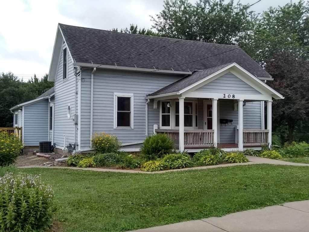 208 9th Street - Photo 1