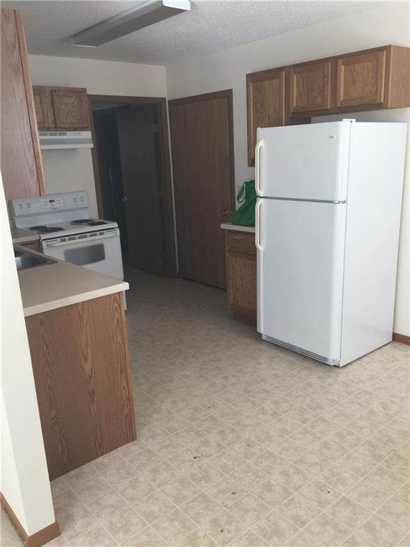 520 E South Street Avenue - Photo 1