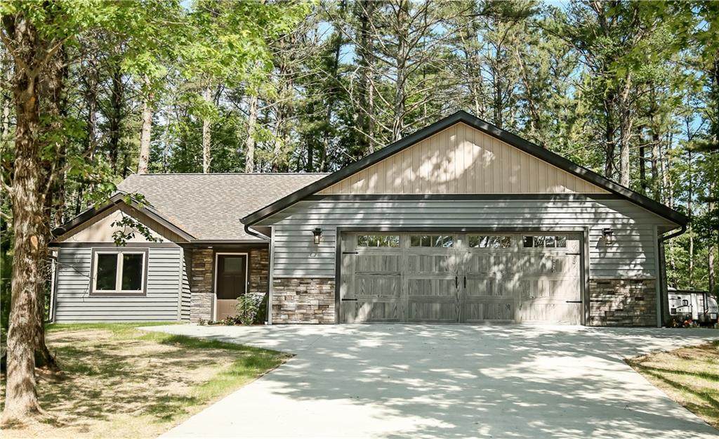 W8436 Doe Lane - Photo 1