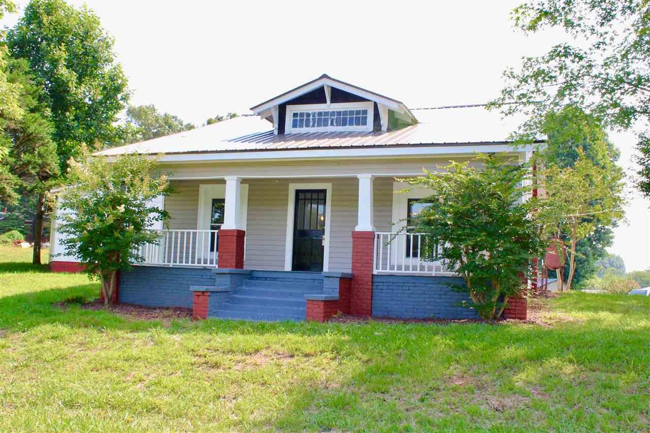 170 Long St - Photo 1