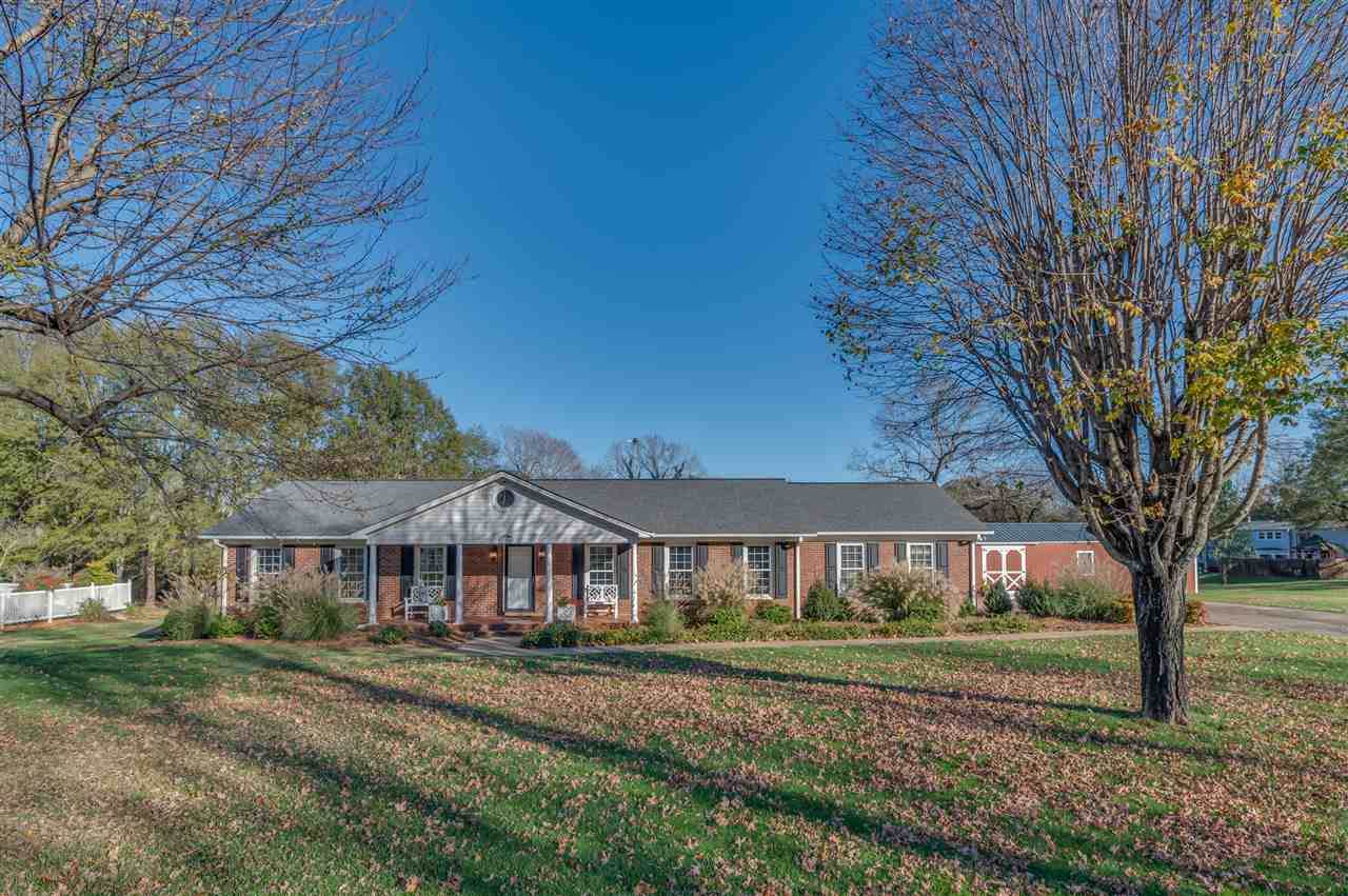 156 Mccall Drive - Photo 1