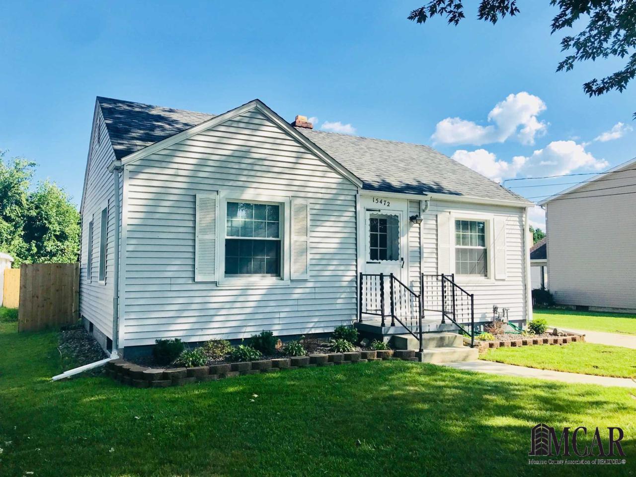15472 Parkwood - Photo 1