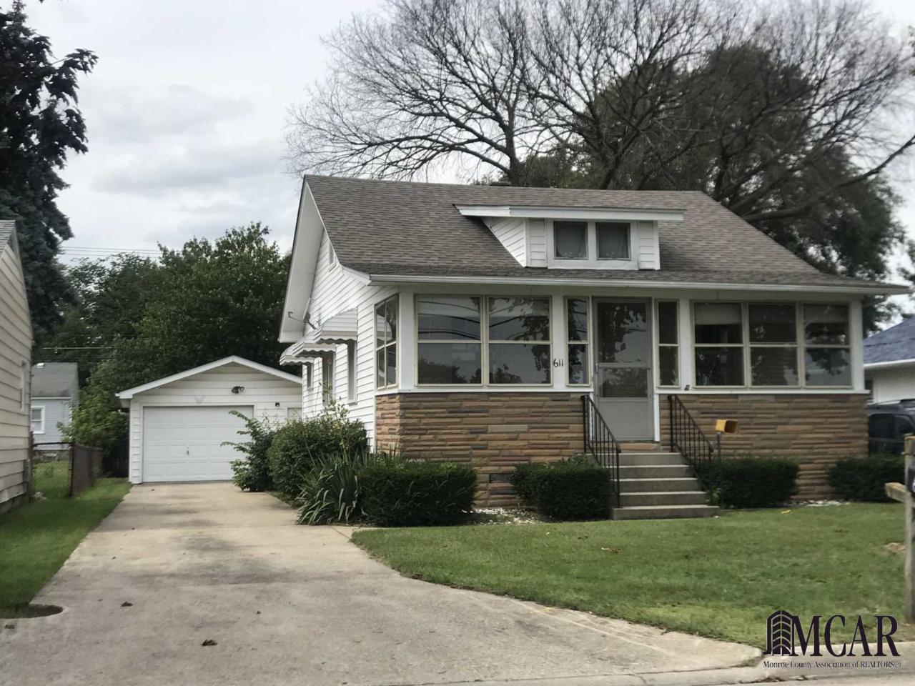 611 Huber - Photo 1