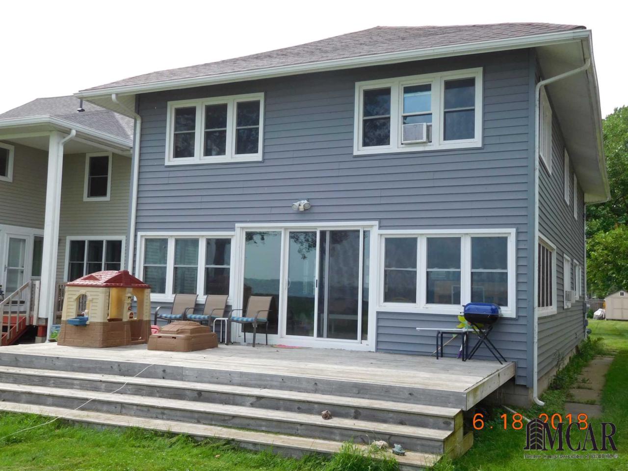 3350 Lakeshore - Photo 1