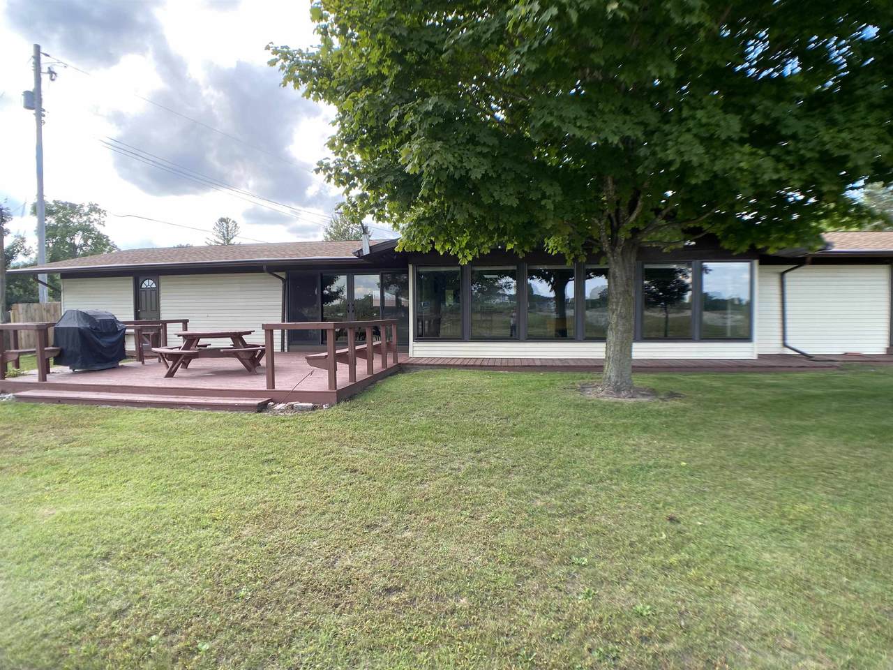 5681 Island Drive - Photo 1