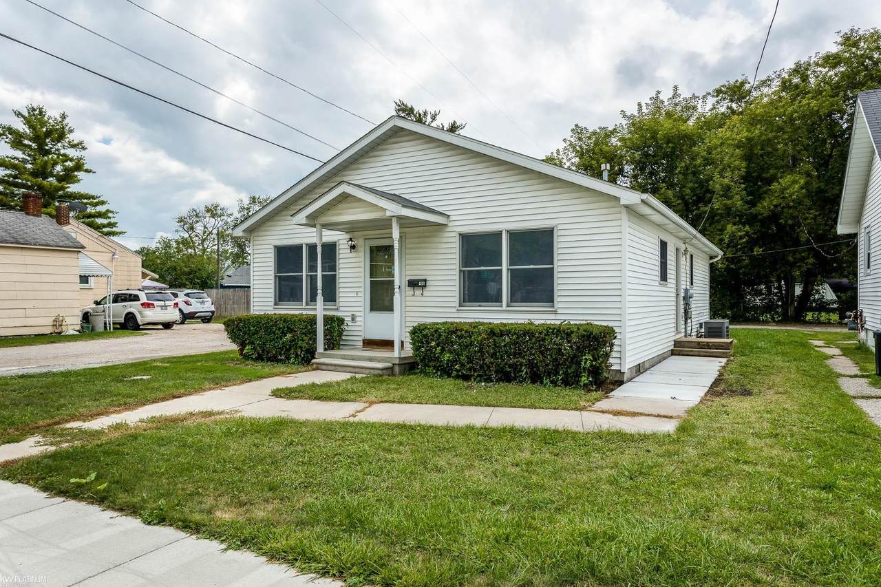 409 13th St - Photo 1