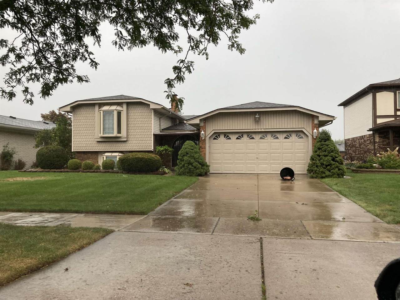 38954 Marlborough - Photo 1