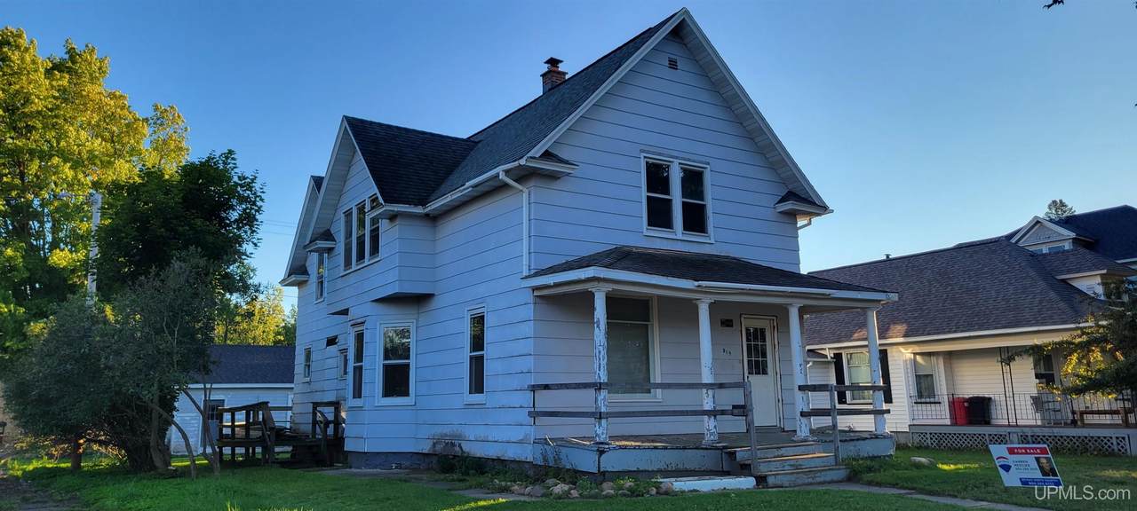 519 Genesee St - Photo 1