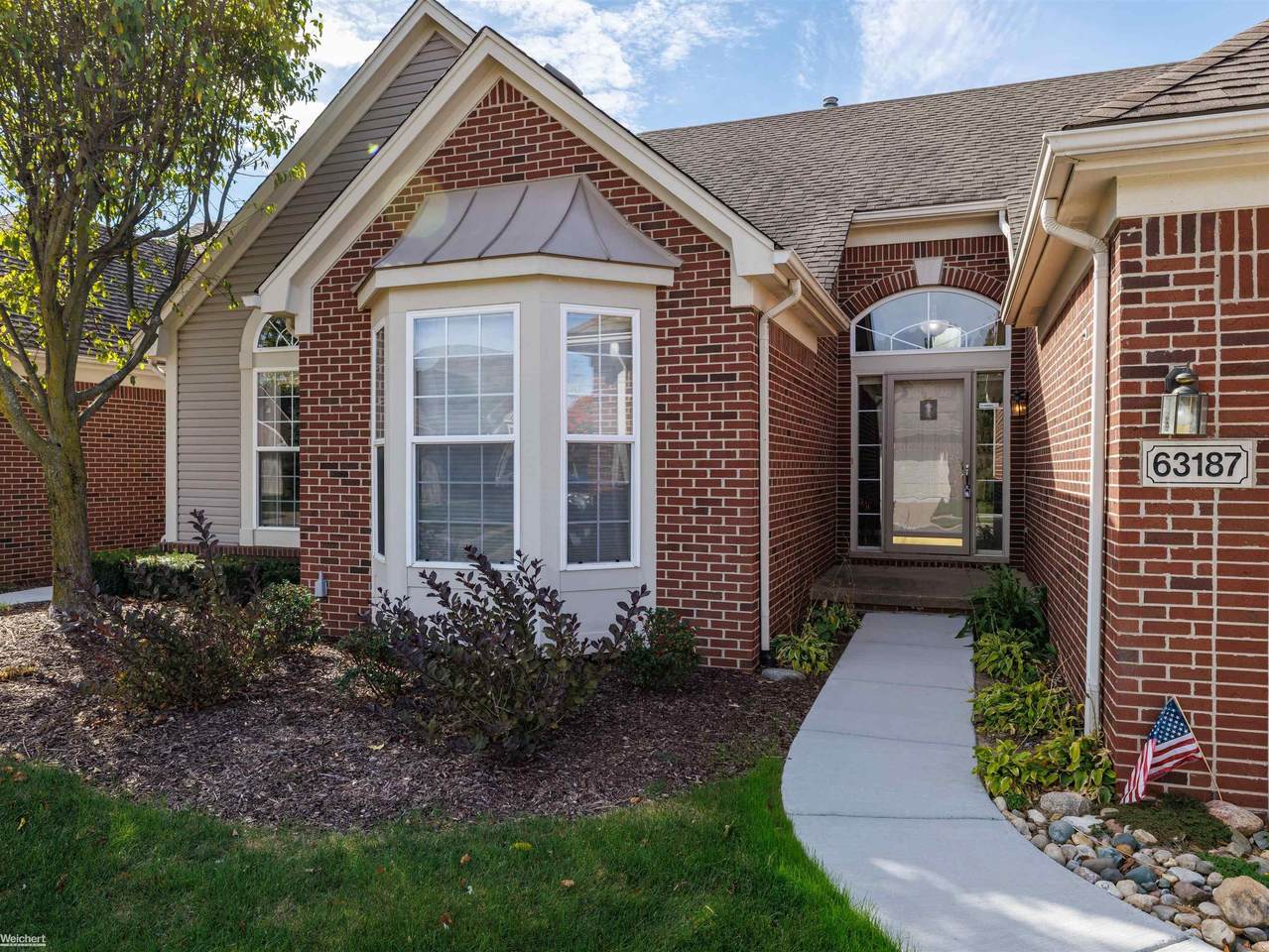 63187 E Charleston Drive - Photo 1