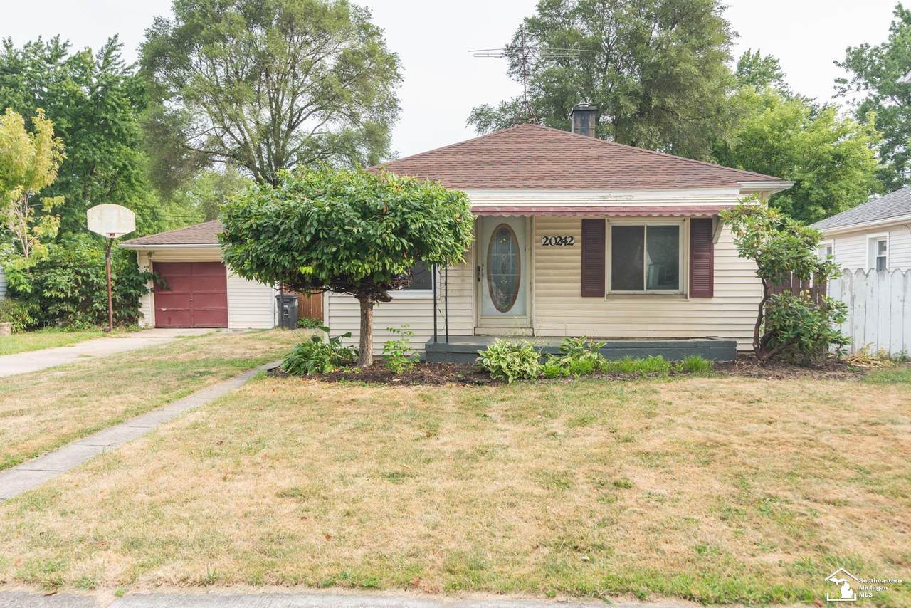 20242 Champaign - Photo 1