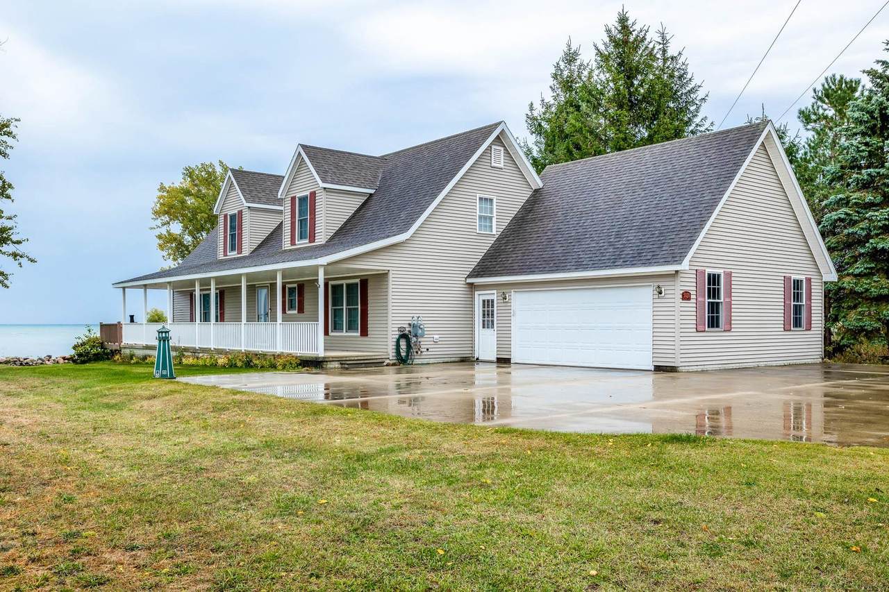 5020 Shorefront Lane - Photo 1