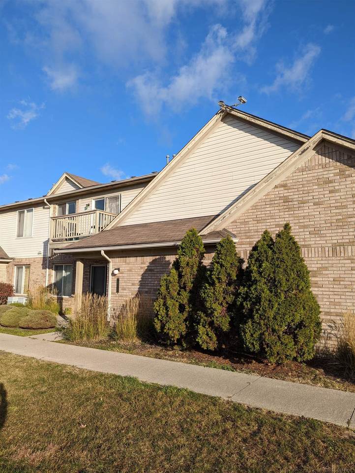 24112 Wedgewood Circle - Photo 1