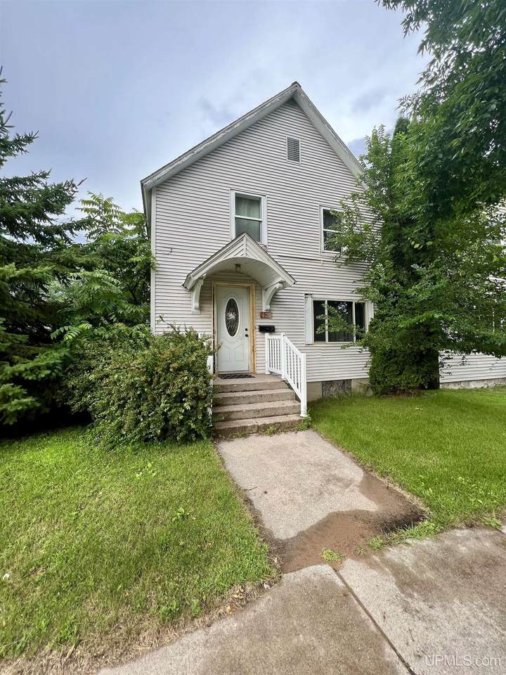 626 Terrace Avenue - Photo 1