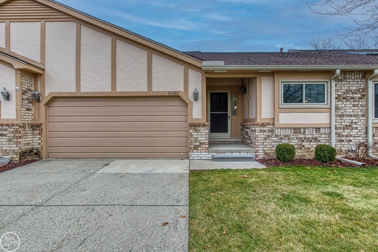 42382 Willow Tree Ln E - Photo 1