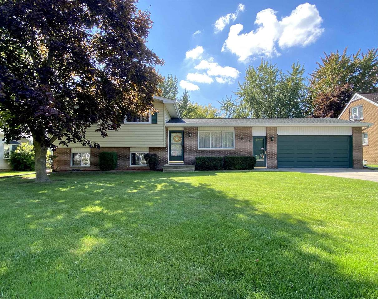 2514 22nd Street - Photo 1