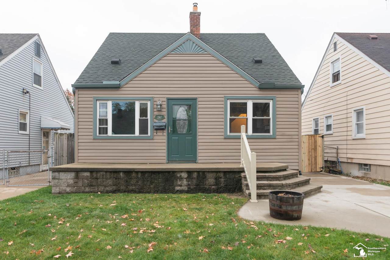 2167 Calvin - Photo 1