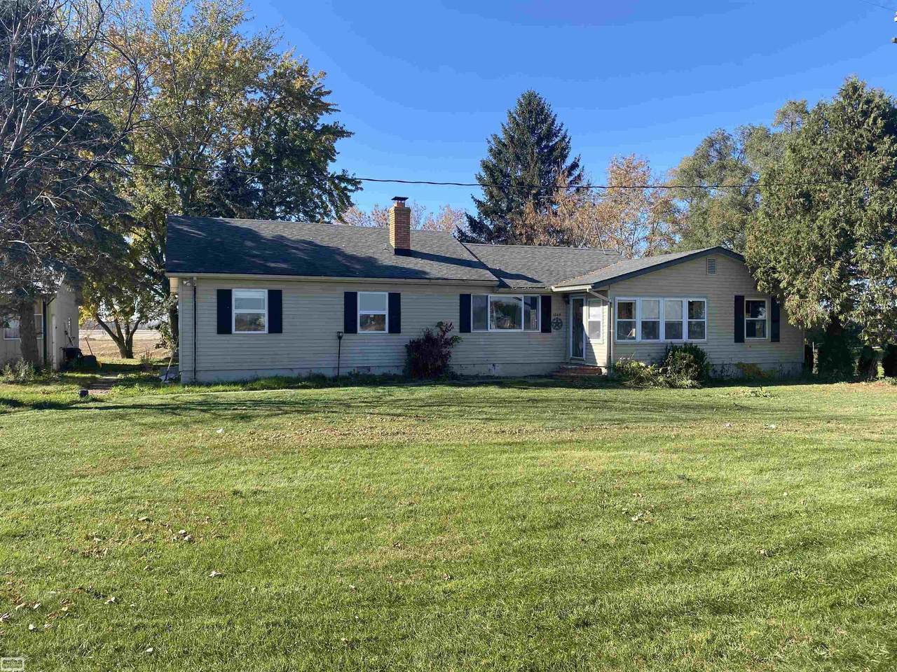 1009 Lathrop Rd - Photo 1
