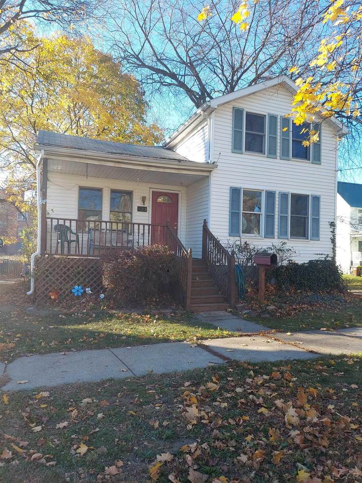 123 Center - Photo 1