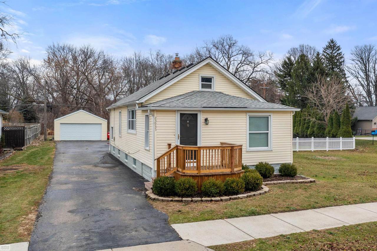 23935 Donaldson St - Photo 1