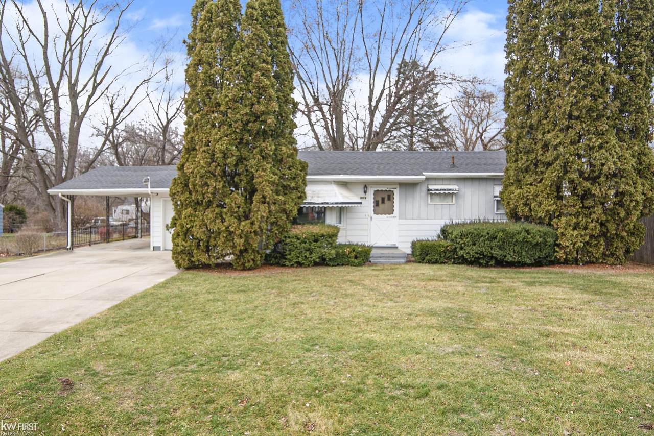 1373 Mitson - Photo 1