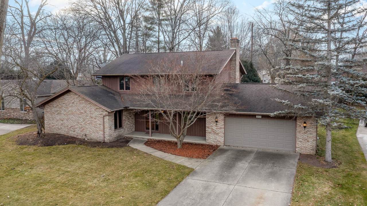 2913 Nottingham Drive West - Photo 1