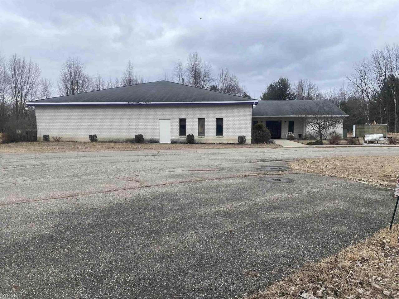 895 North - Photo 1