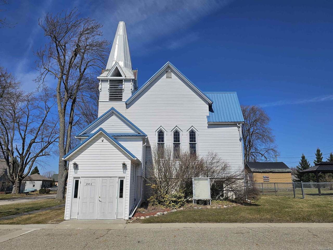 3953 Sheldon - Photo 1