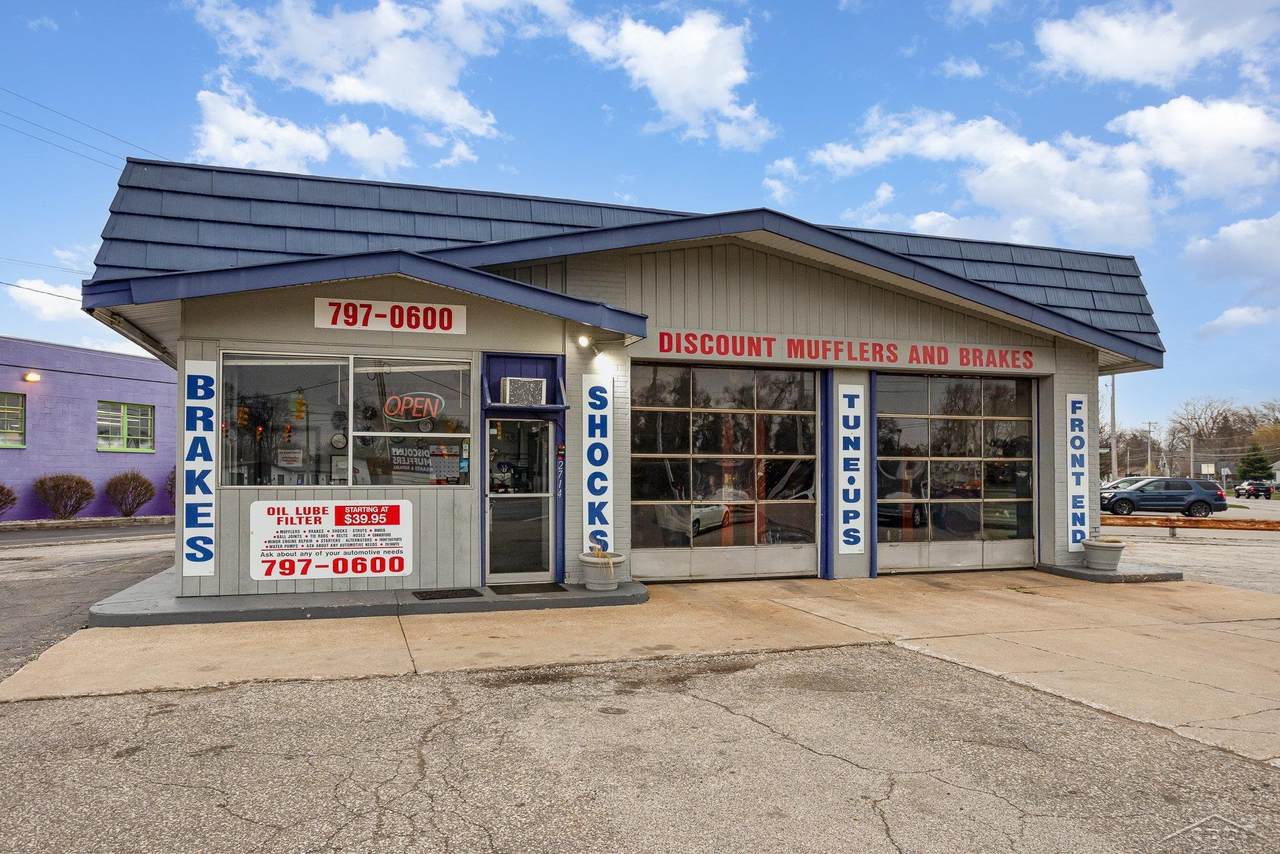 2714 Bay - Photo 1
