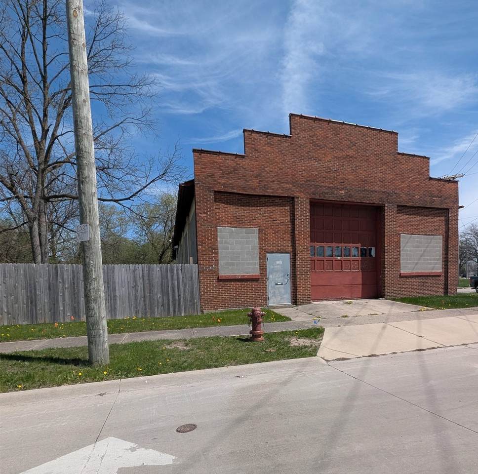 3130 Jefferson - Photo 1