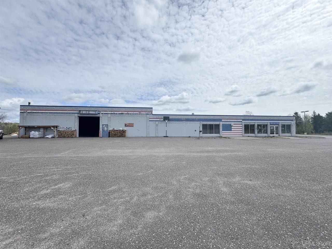 4044 Us2 - Photo 1