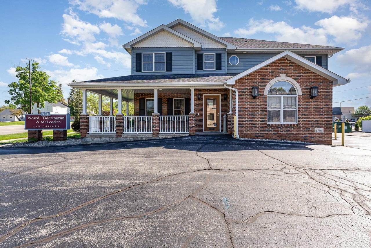 820 Michigan - Photo 1