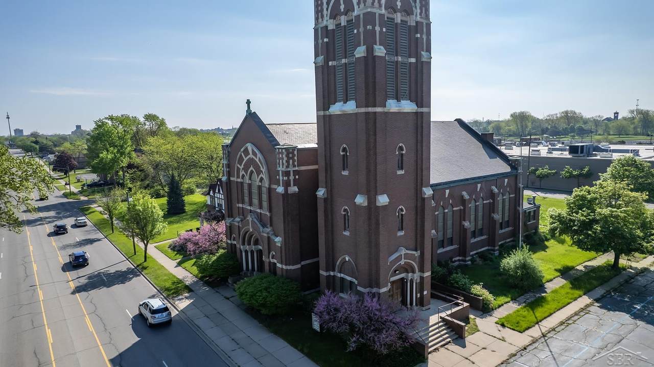 612 Michigan - Photo 1