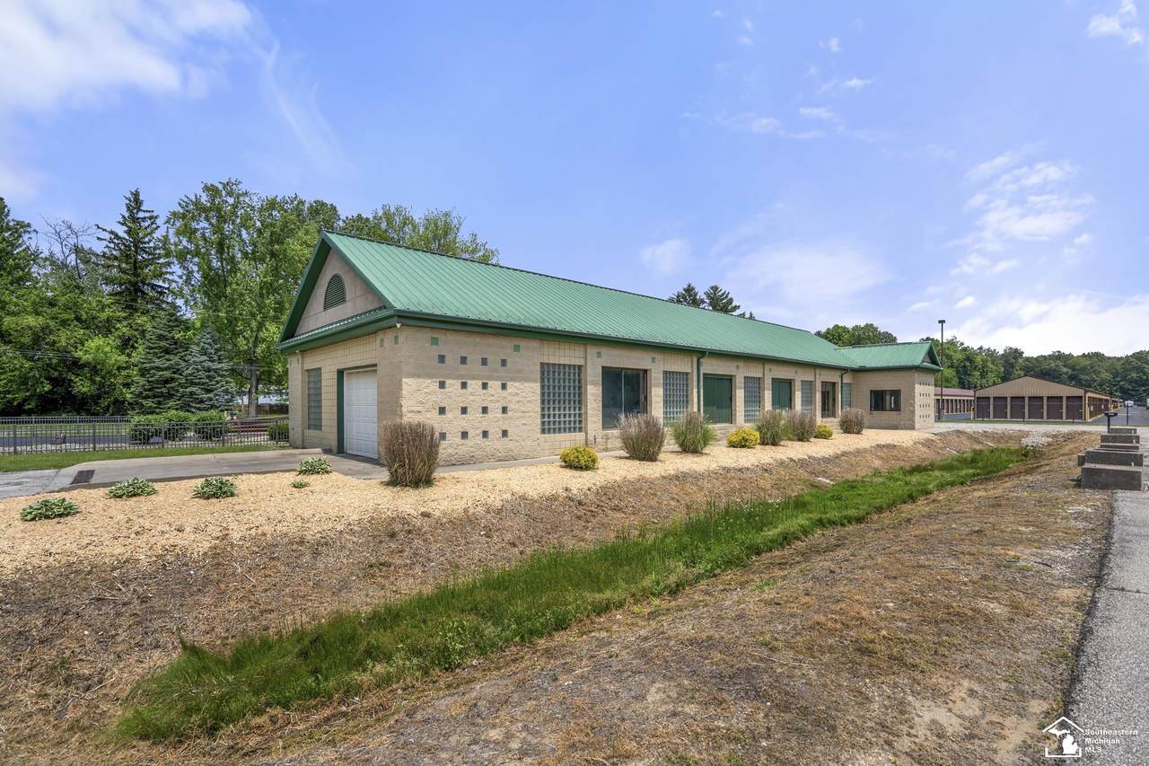 7300 Lewis - Photo 1